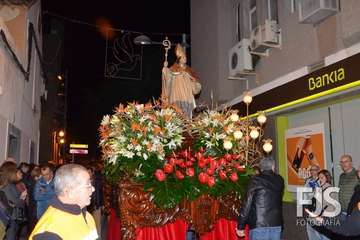 Procesión religiosa de San Gregorio y actuación del humorista Maestro Florido (Foto Francisco Javier Santana y TA)